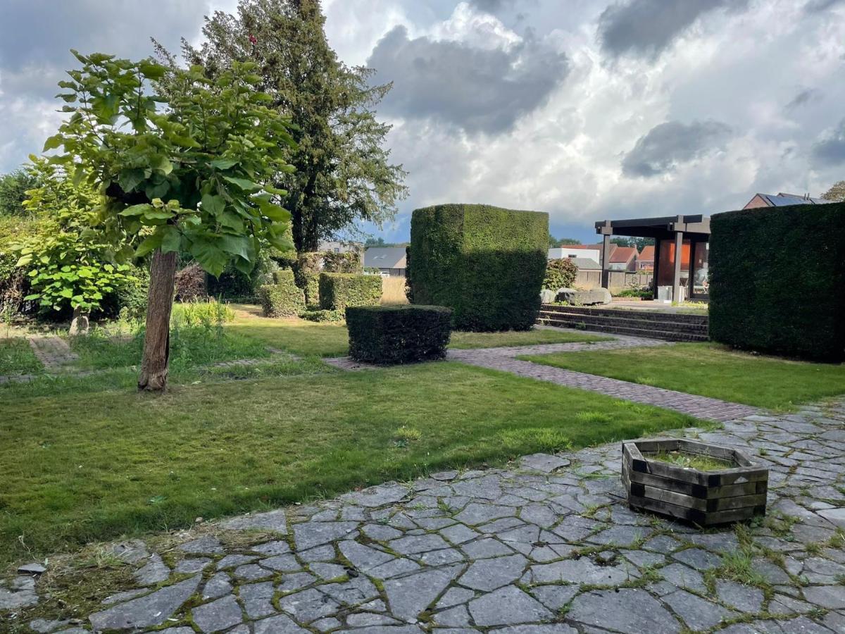 B&B The White House Wielsbeke Bagian luar foto