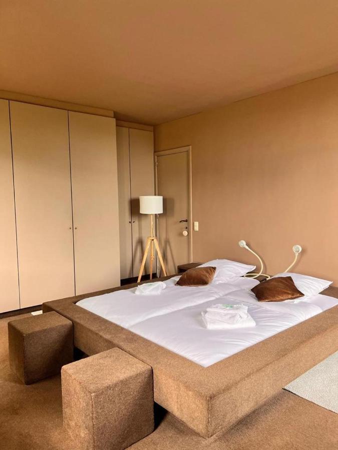 B&B The White House Wielsbeke Bagian luar foto